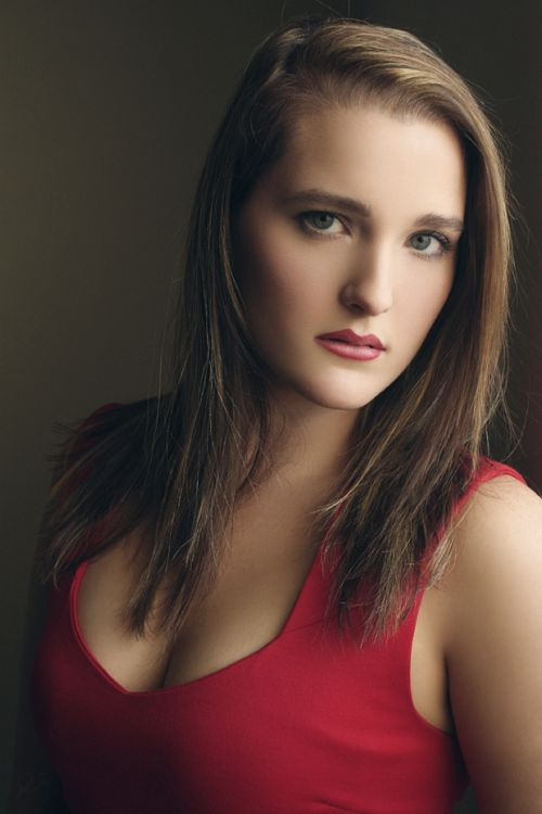 Jordan Blair Mangold Brown backdrop