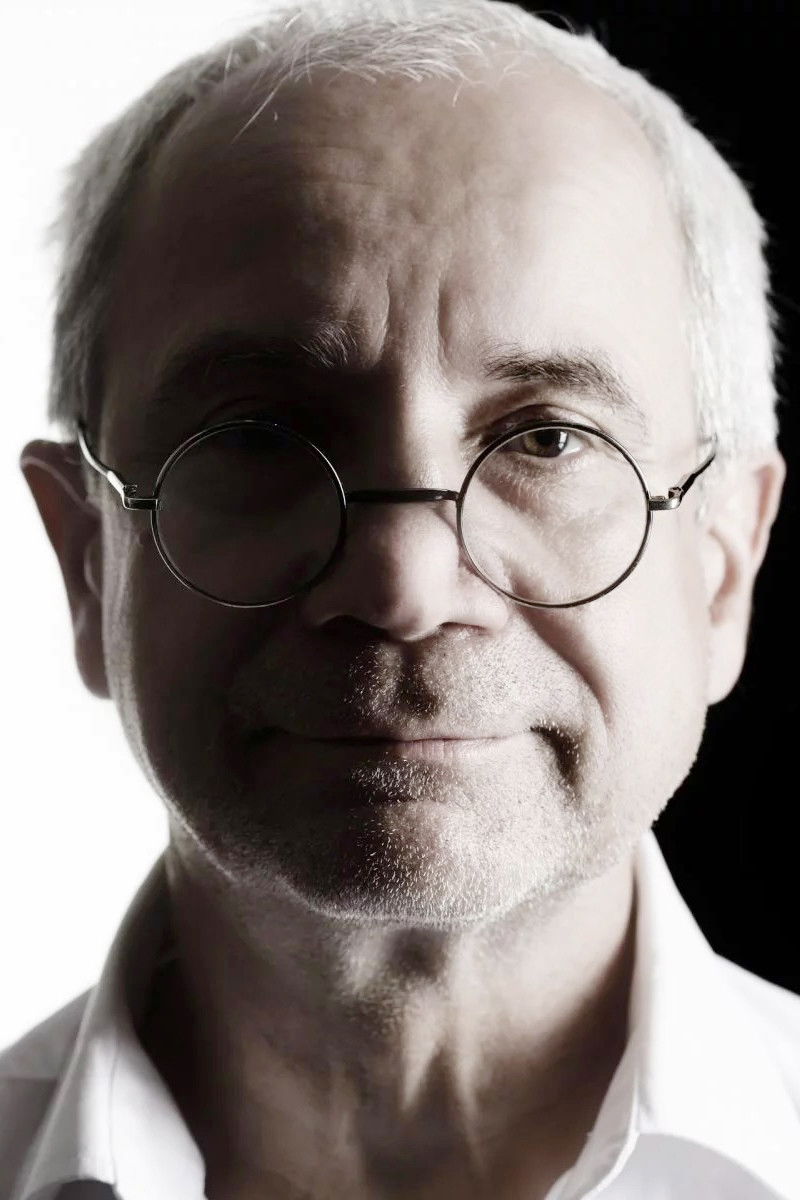 Vladislav Georgiev backdrop