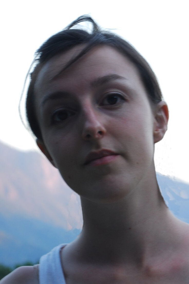 Nora Mandray backdrop