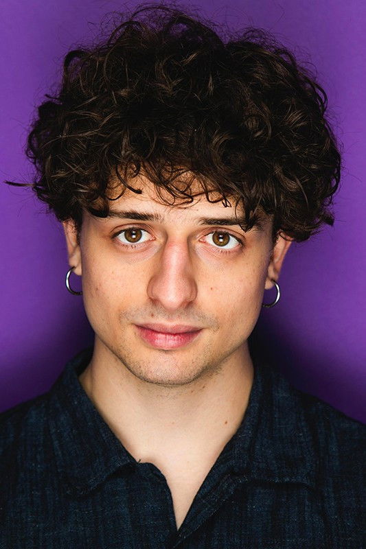 Riccardo Suarez backdrop