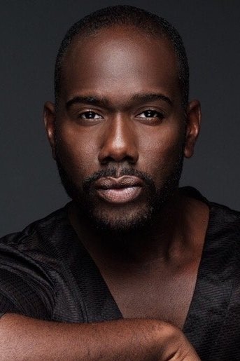 Nicco Annan backdrop