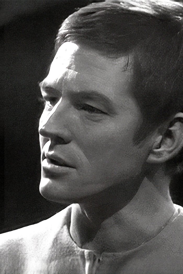 Gilbert Wynne backdrop