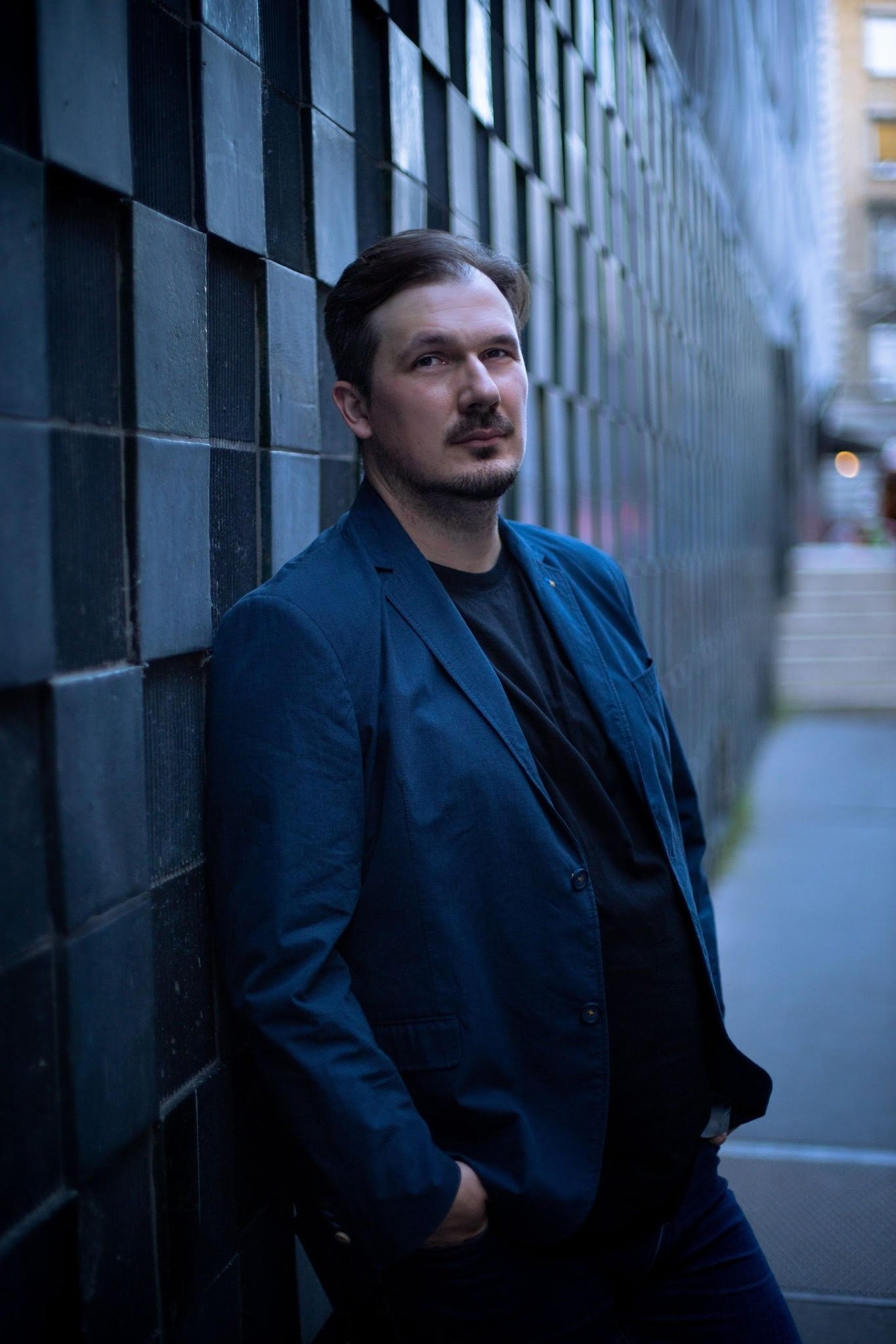 Attila Veres backdrop