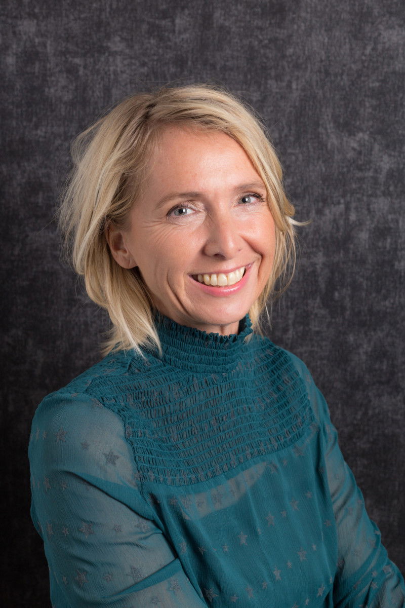 Danielle Raaphorst backdrop