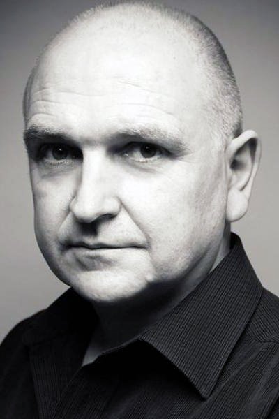 Archie Kelly backdrop