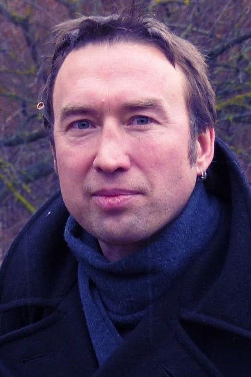 Freddy Grenzmann backdrop