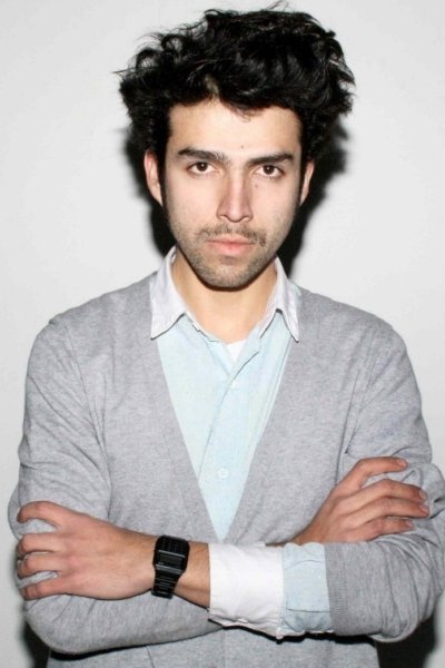 Nicolás Oyarce backdrop