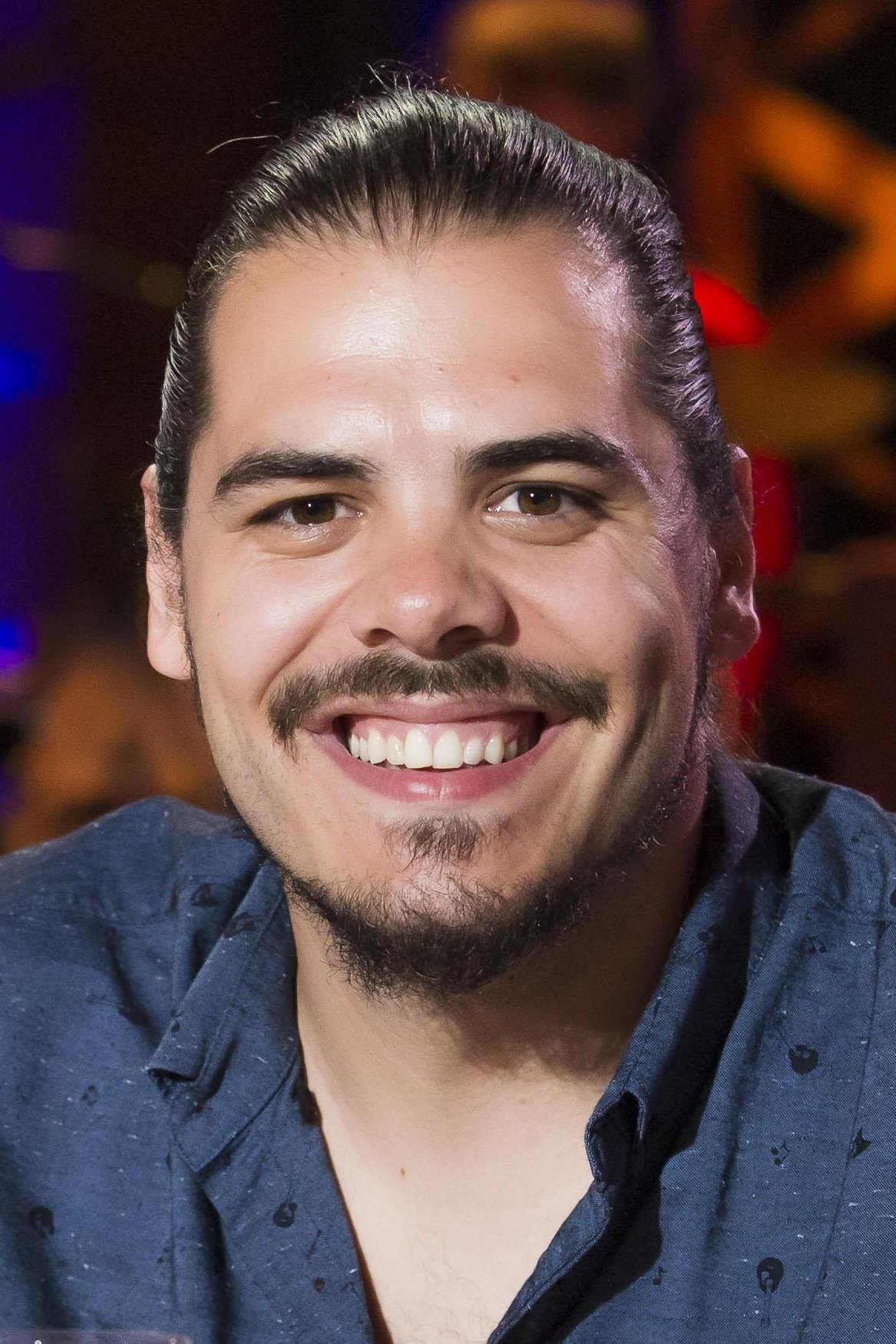 Érik Caouette backdrop