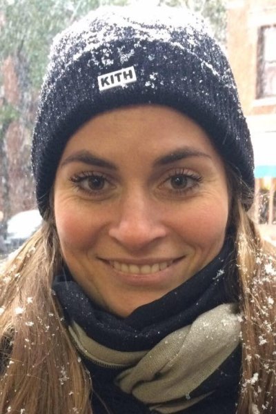 Zire Schucany backdrop