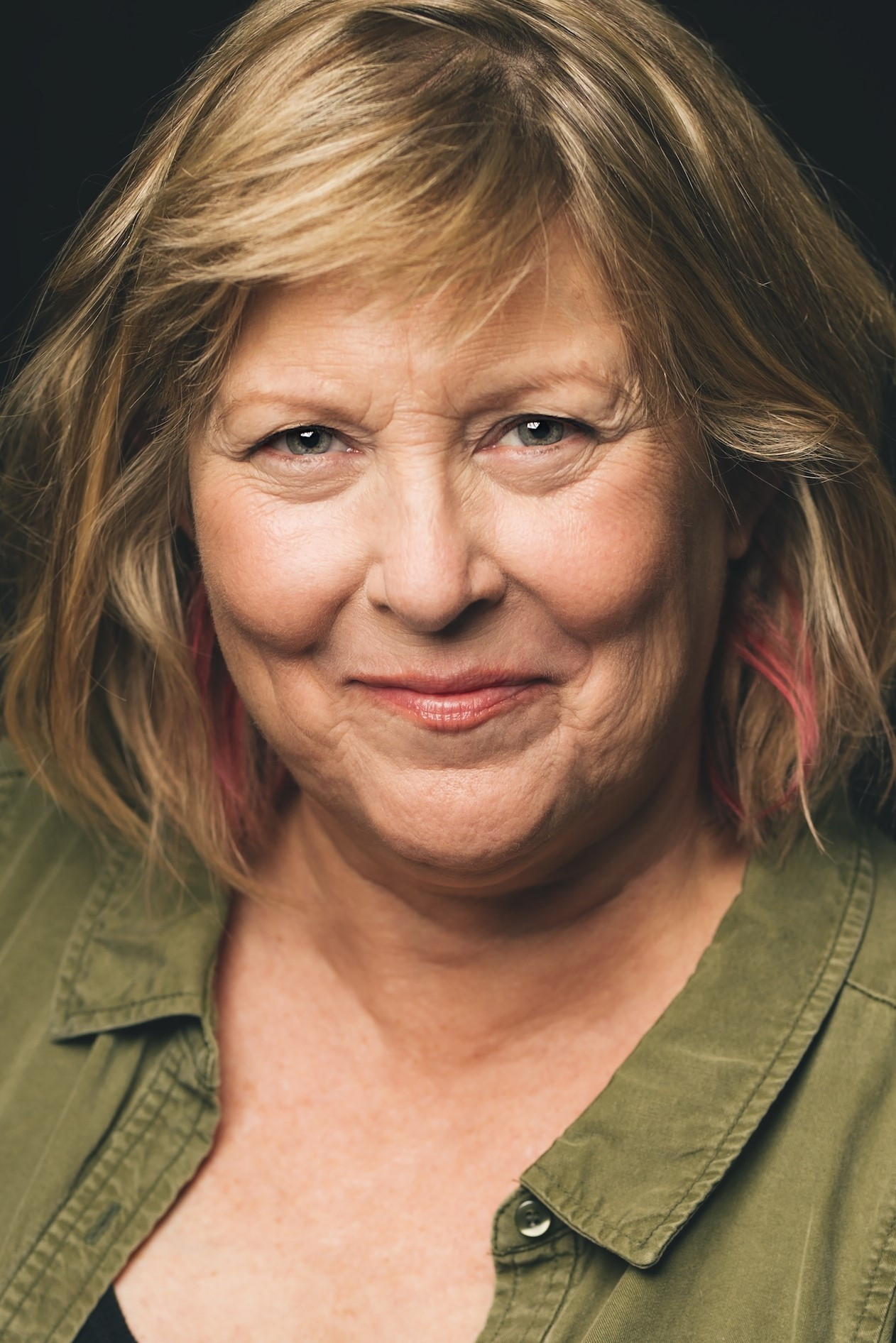 Paula Rossman backdrop