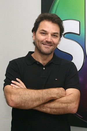 Licurgo Spinola backdrop