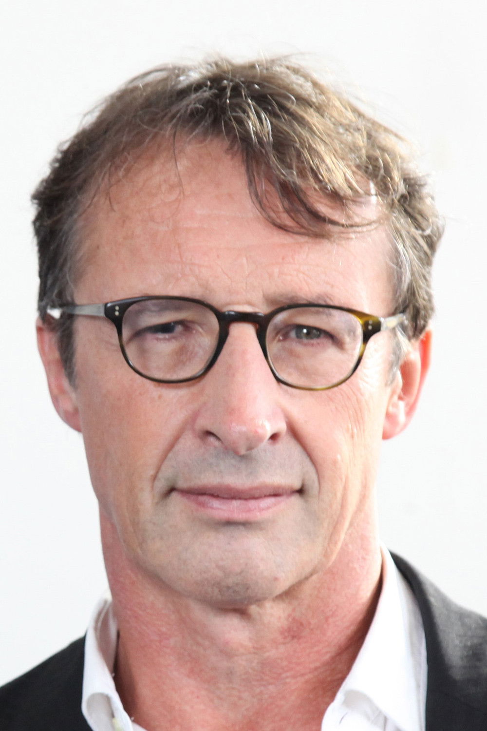 Philippe-Alain Michaud backdrop