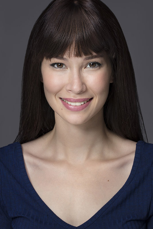 Elif Gizem Aykul backdrop