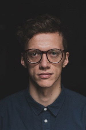 Kārlis Lesiņš backdrop