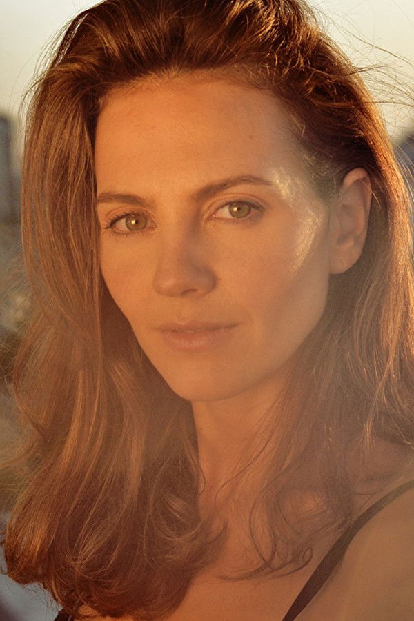 Sandra Criolani backdrop