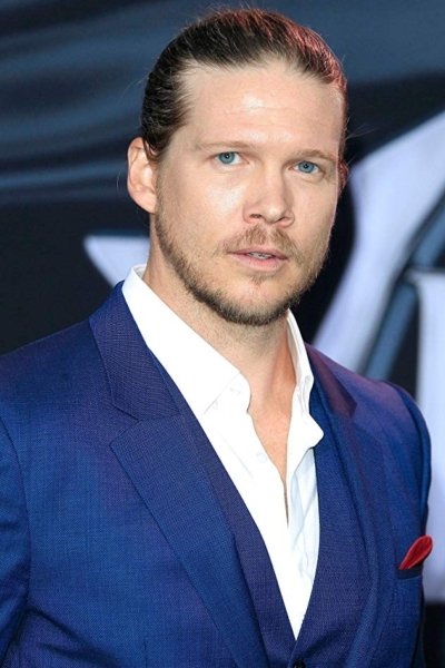 Scott Deckert backdrop