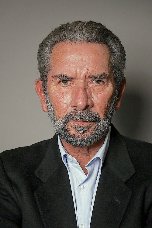 Juergen J. Straub backdrop