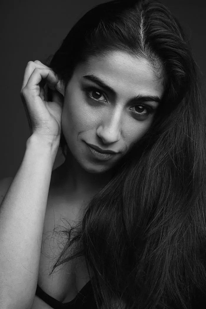 Karolina Juste backdrop