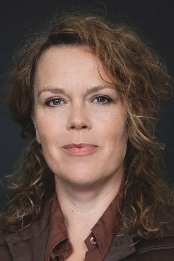 Dunja Gry Jensen backdrop