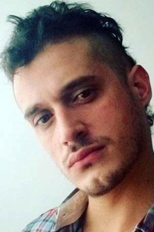 Agustín Adba backdrop