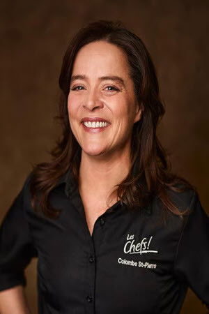 Colombe St-Pierre backdrop