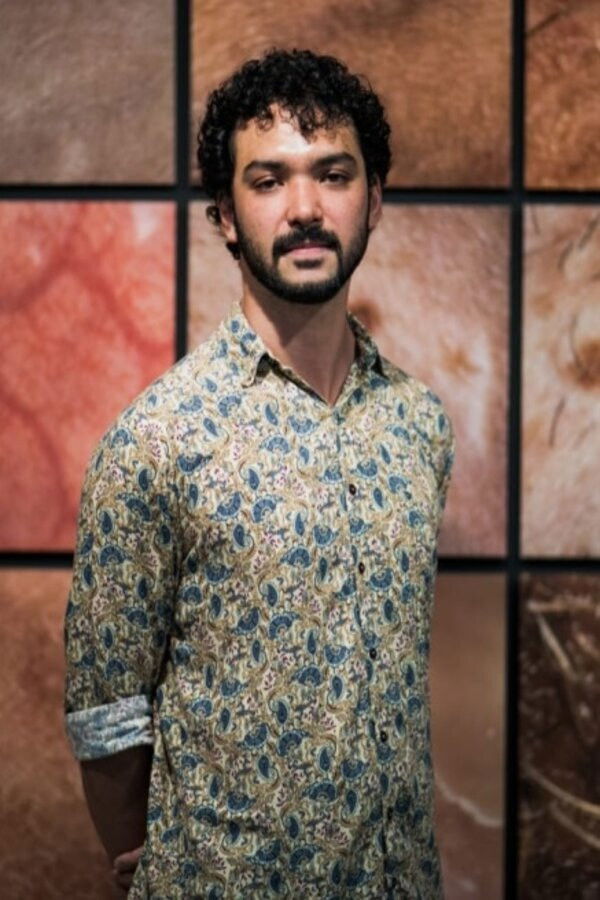 Yuji Kodato backdrop