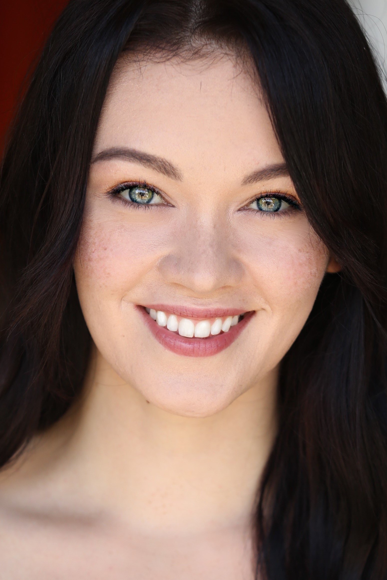 Brenna Otts backdrop