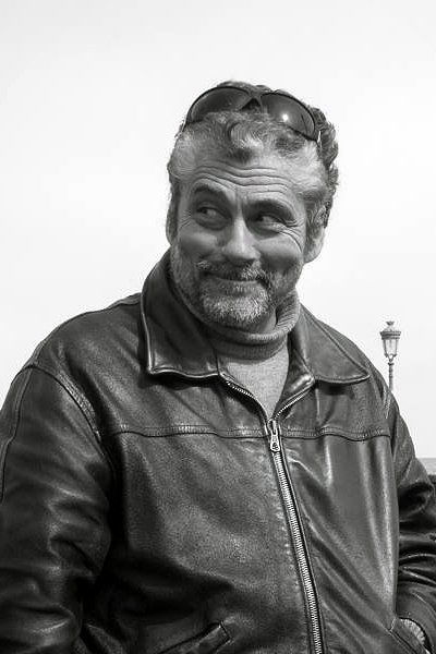 Stavros Parharidis backdrop