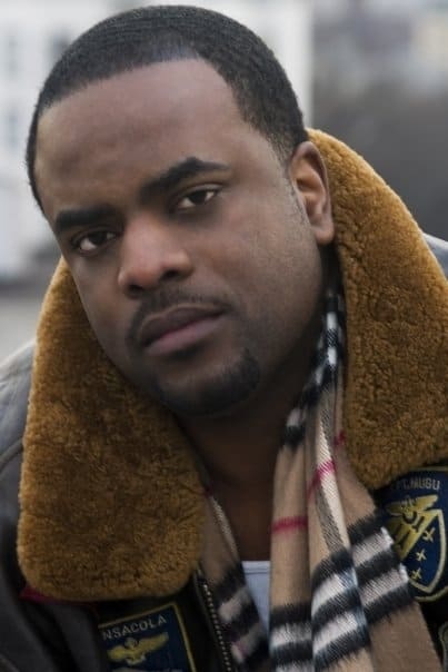 Markuann Smith backdrop