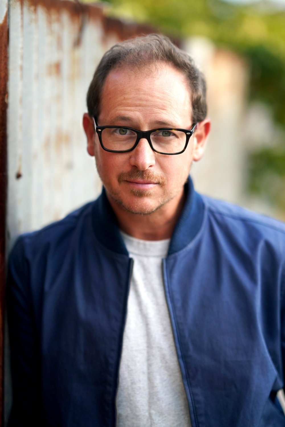 Oliver Wenn backdrop