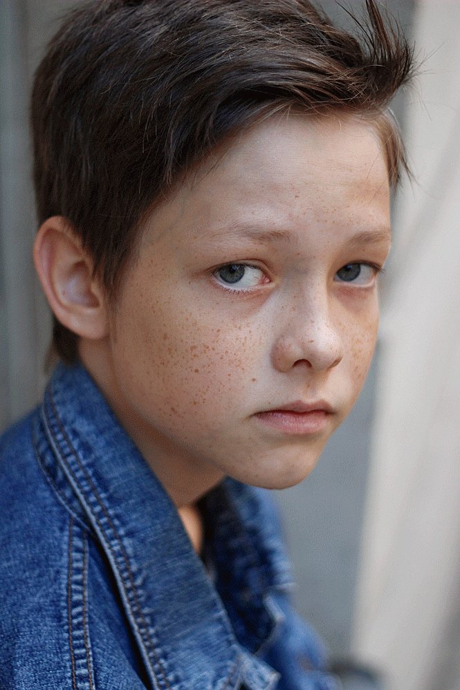 Jona Eisenblätter backdrop