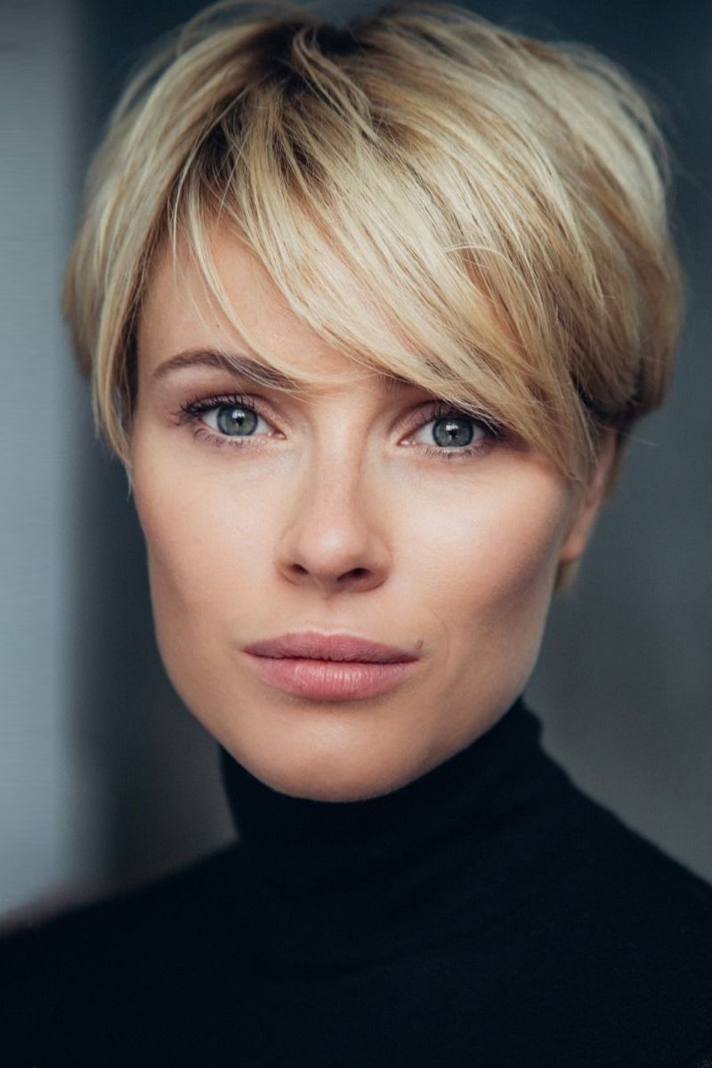 Viktoriya Maslova backdrop