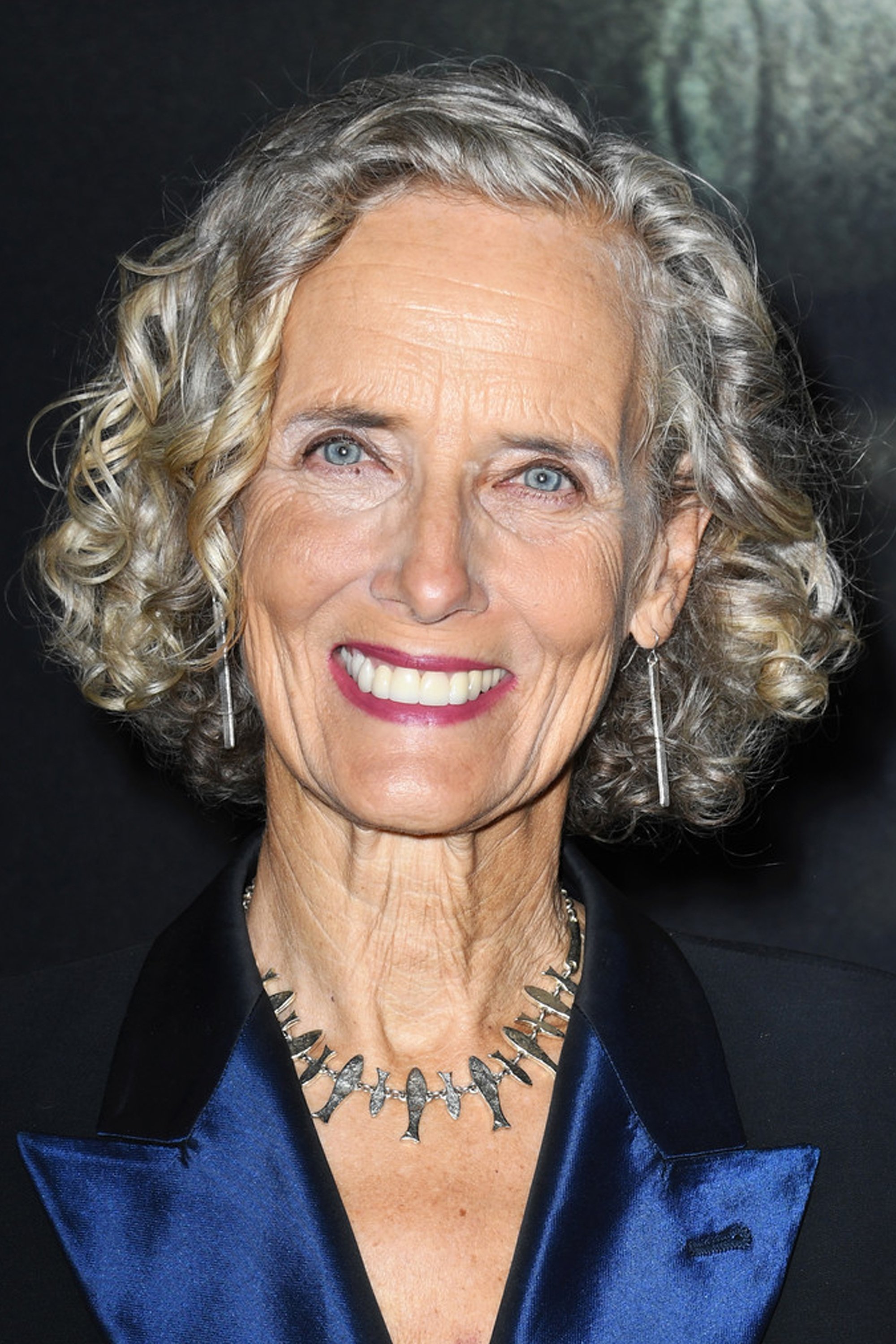 Barbara Marten backdrop