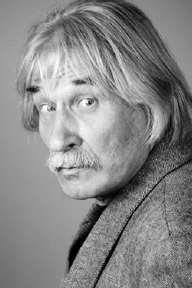 Aleksandr Brukhatskiy backdrop