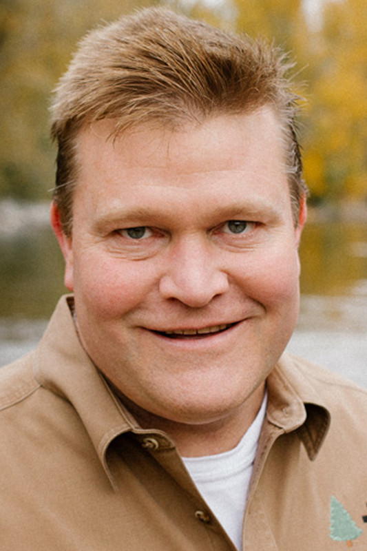 Clint Robertson backdrop