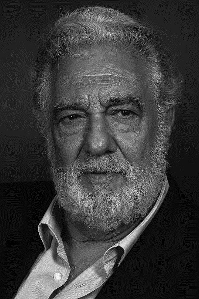 Domingo Embil backdrop