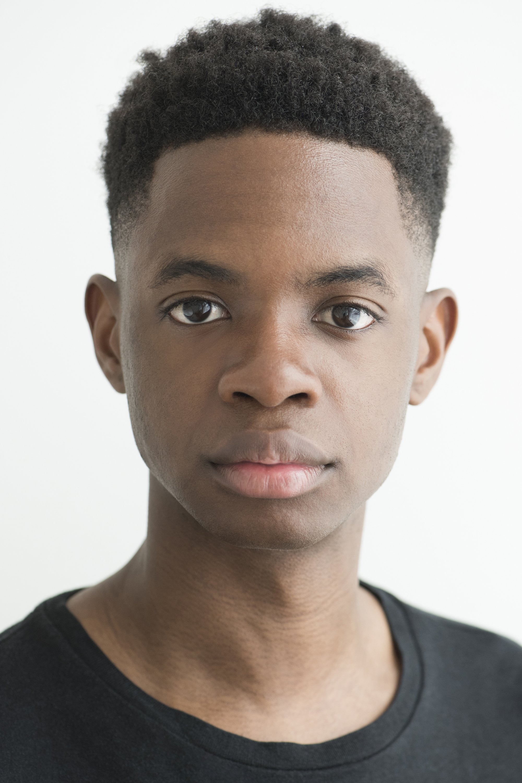 Ike Bennett backdrop