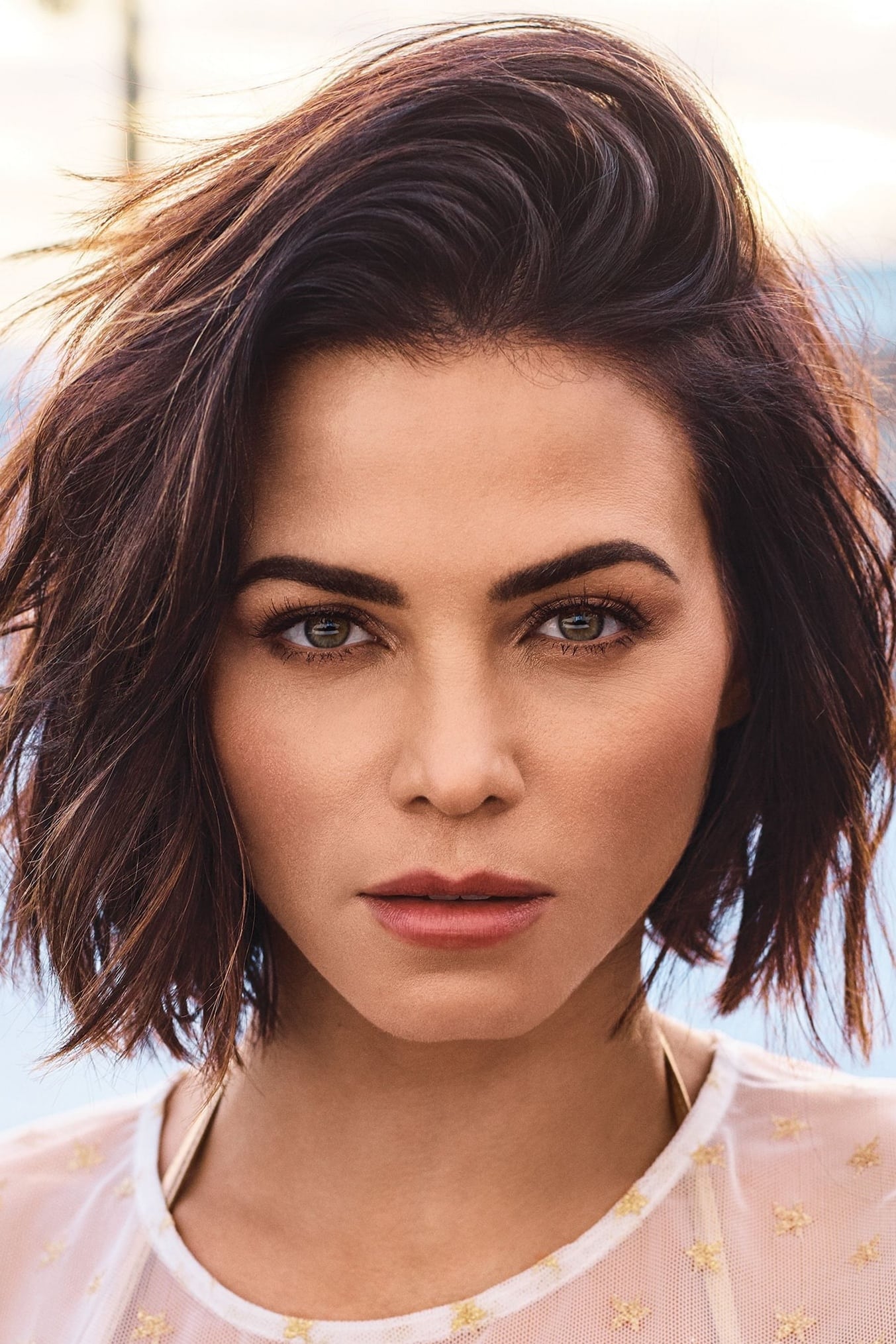 Jenna Dewan backdrop