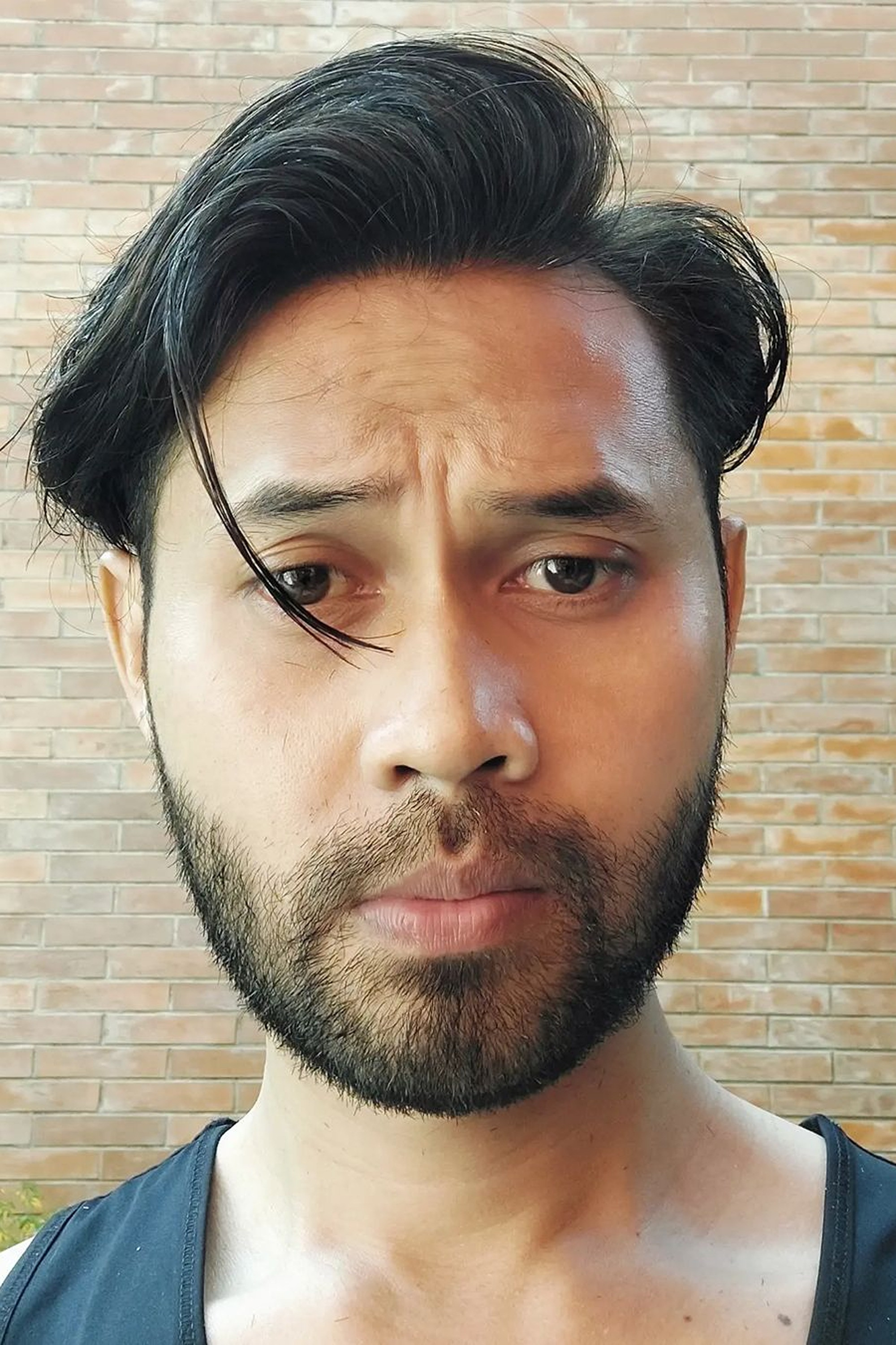 Adhin Abdul Hakim backdrop