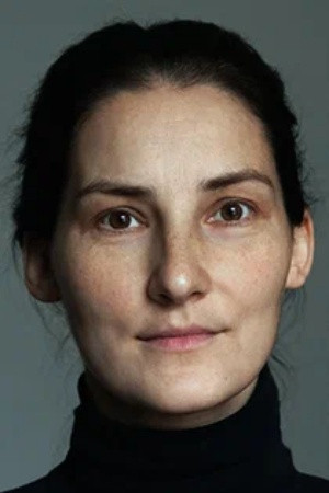 Anna Artemyeva backdrop