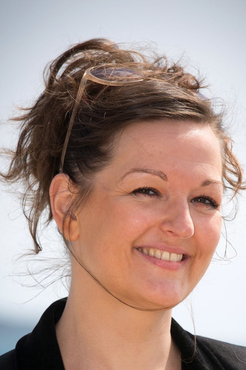 Anne Girouard backdrop