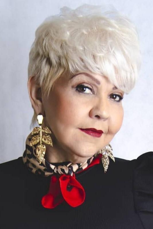 Fabiola Posada backdrop