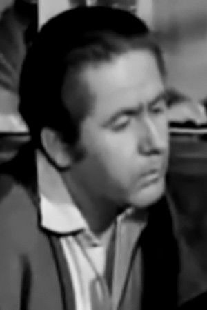 Yannis Moraitis backdrop