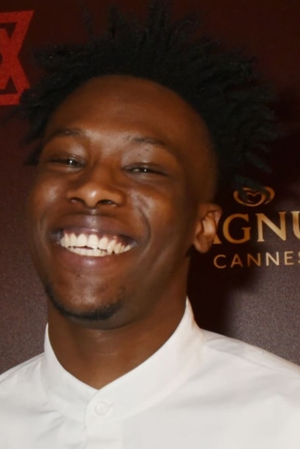 Mamadou Bathily backdrop