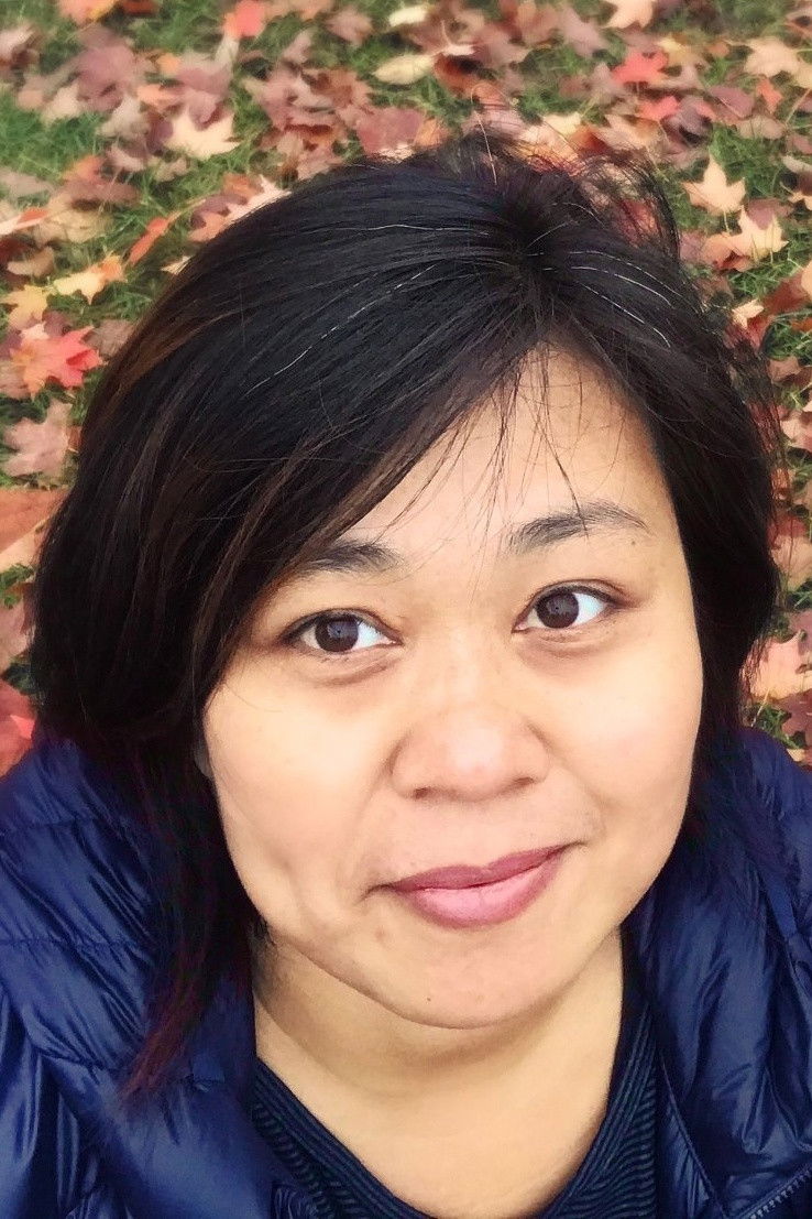 Ucu Agustin backdrop