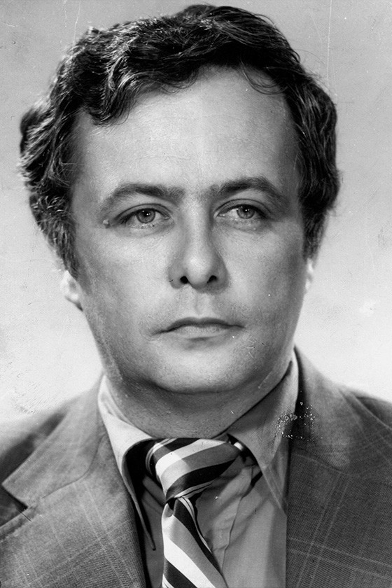 Eldar Kuliyev backdrop