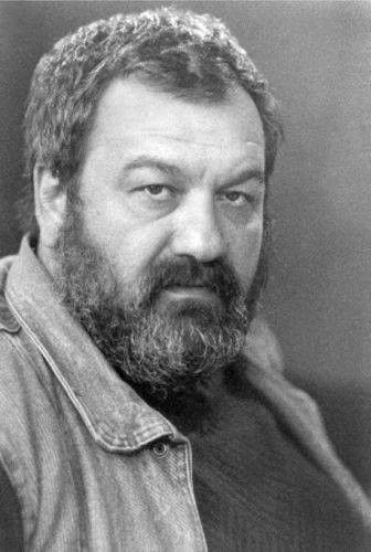 Elchin Mammadov backdrop