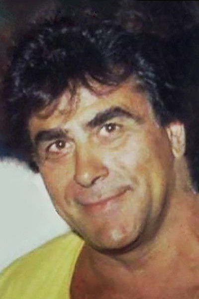 Andreas Kouvelogiannis backdrop