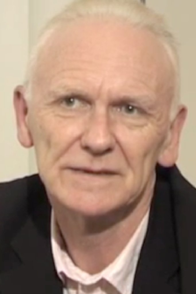 Michael Roberts backdrop