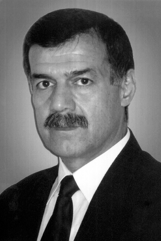 Aligulu Samadov backdrop